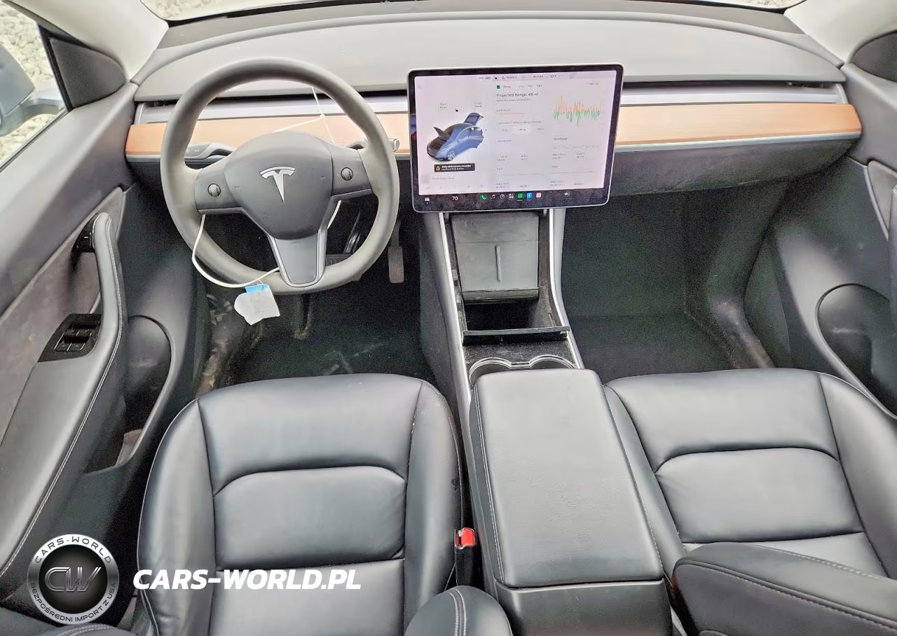2020 Tesla Model Y VIN:5YJYGDEE4LF006853 - 8