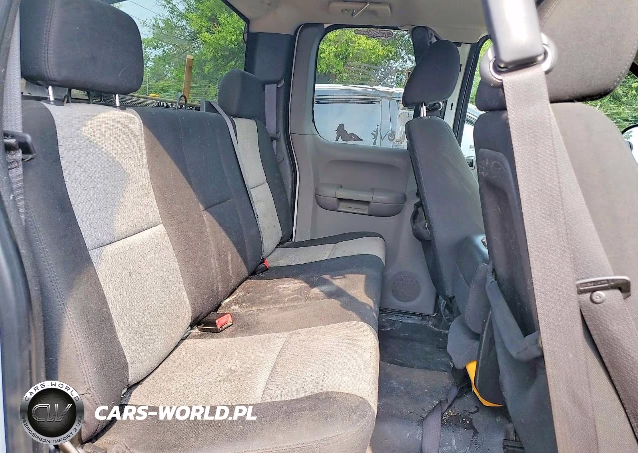 2007 Chevrolet Silverado C2500 Heavy Duty VIN:1GCHC29K67E572262 - 10