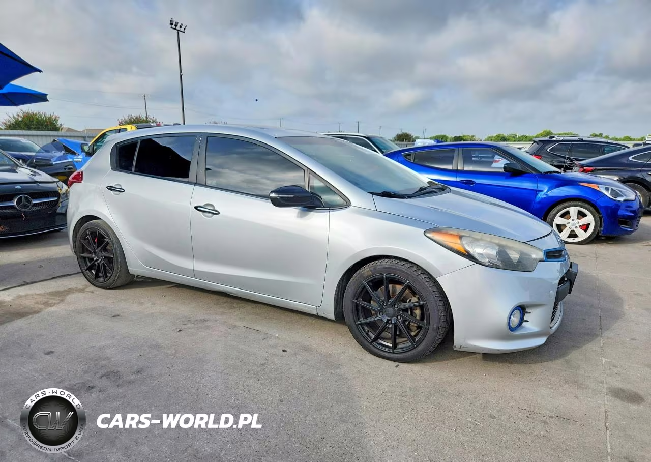 2015 Kia Forte Sx VIN:KNAFZ5A33F5390509 - 4