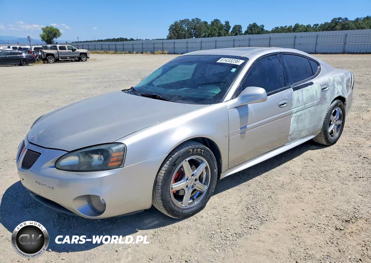 2007 Pontiac Grand Prix – zdjęcie 1 z 12