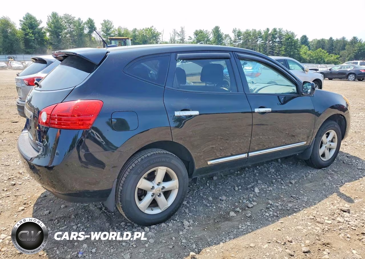 2013 Nissan Rogue S VIN:JN8AS5MV6DW605455 - 3