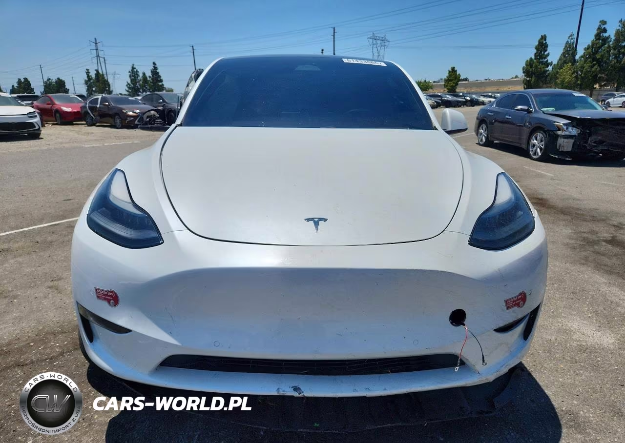 2020 Tesla Model Y VIN:5YJYGDEE8LF009092 - 5