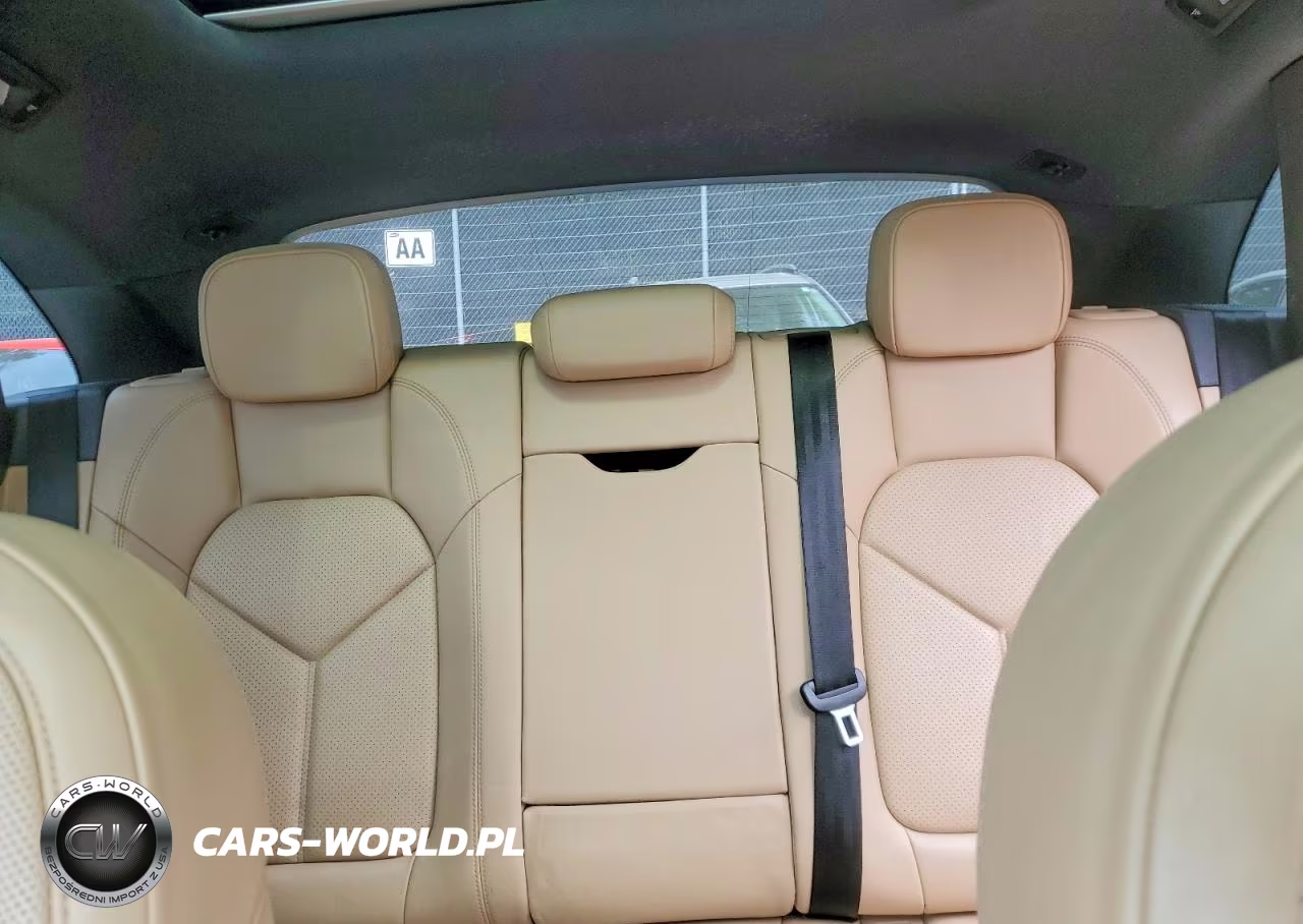 2021 Porsche Macan VIN:WP1AA2A55MLB04901 - 10