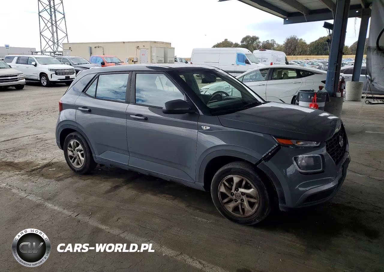 2021 Hyundai Venue Se VIN:KMHRB8A31MU068892 - 4