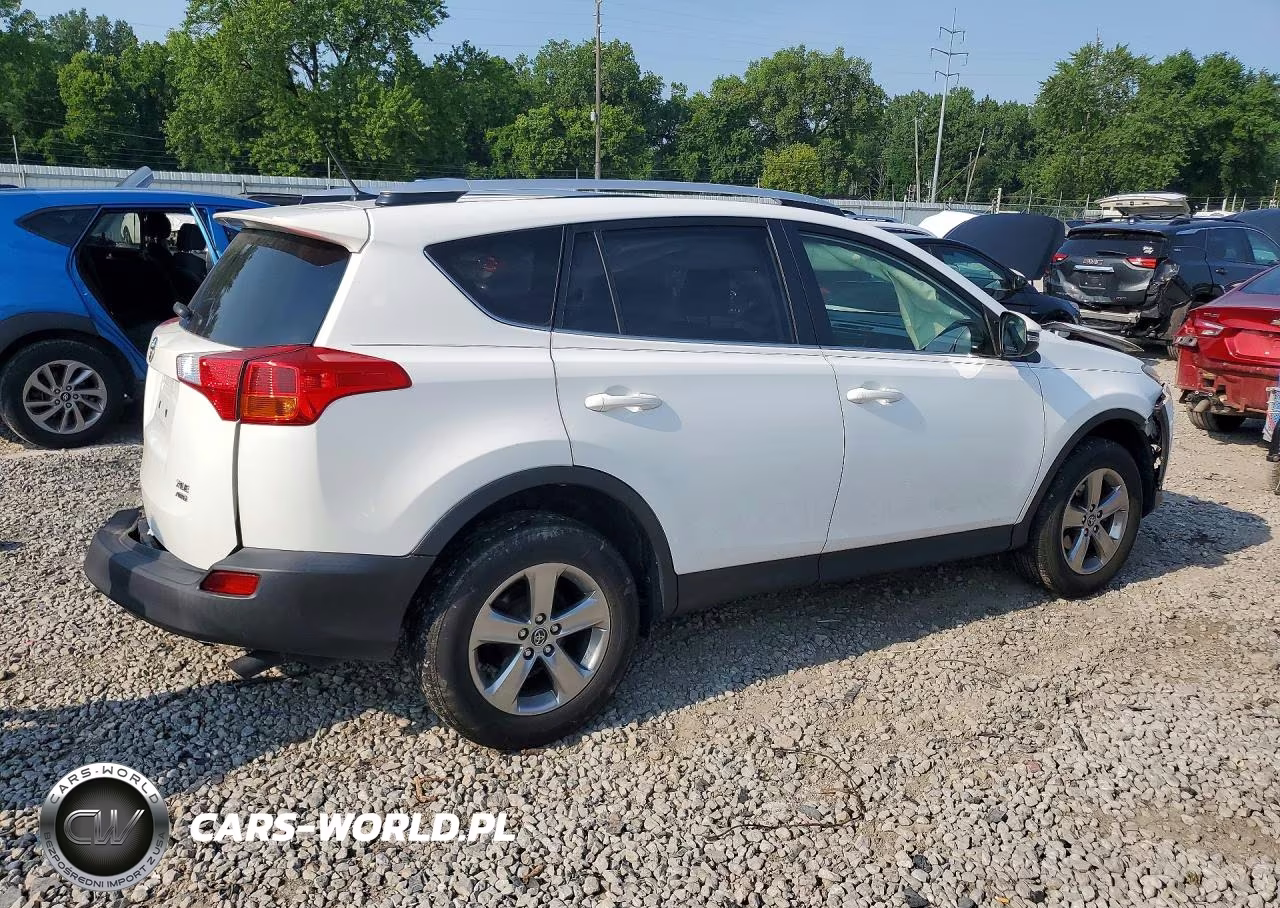 2015 Toyota Rav4 Xle VIN:JTMRFREVXFD119447 - 3