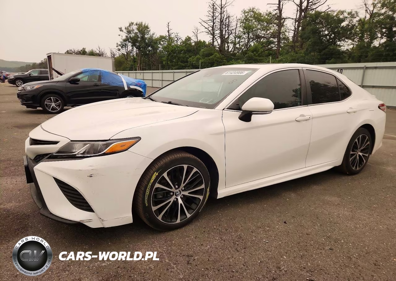 2020 Toyota Camry Se – zdjęcie 1 z 12