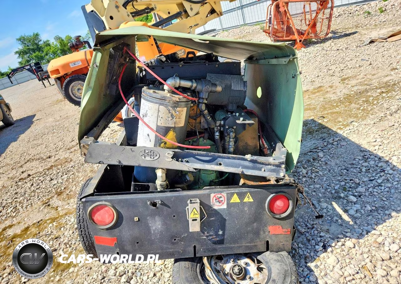 2004 Sullair Air Compressor VIN:201401280016 - 6