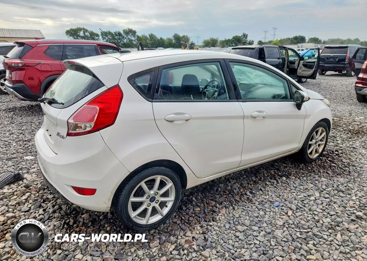 2016 Ford Fiesta Se VIN:3FADP4EJ6GM165943 - 3