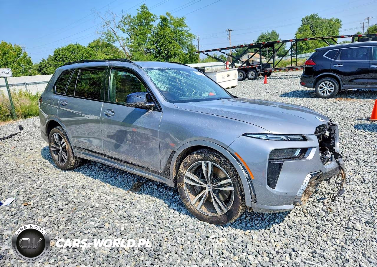2023 BMW X7 M60I VIN:5UX33EM05P9N64033 - 4