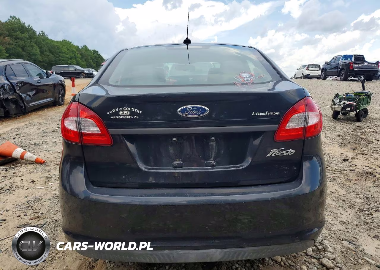 2011 Ford Fiesta S VIN:3FADP4AJ5BM206383 - 6