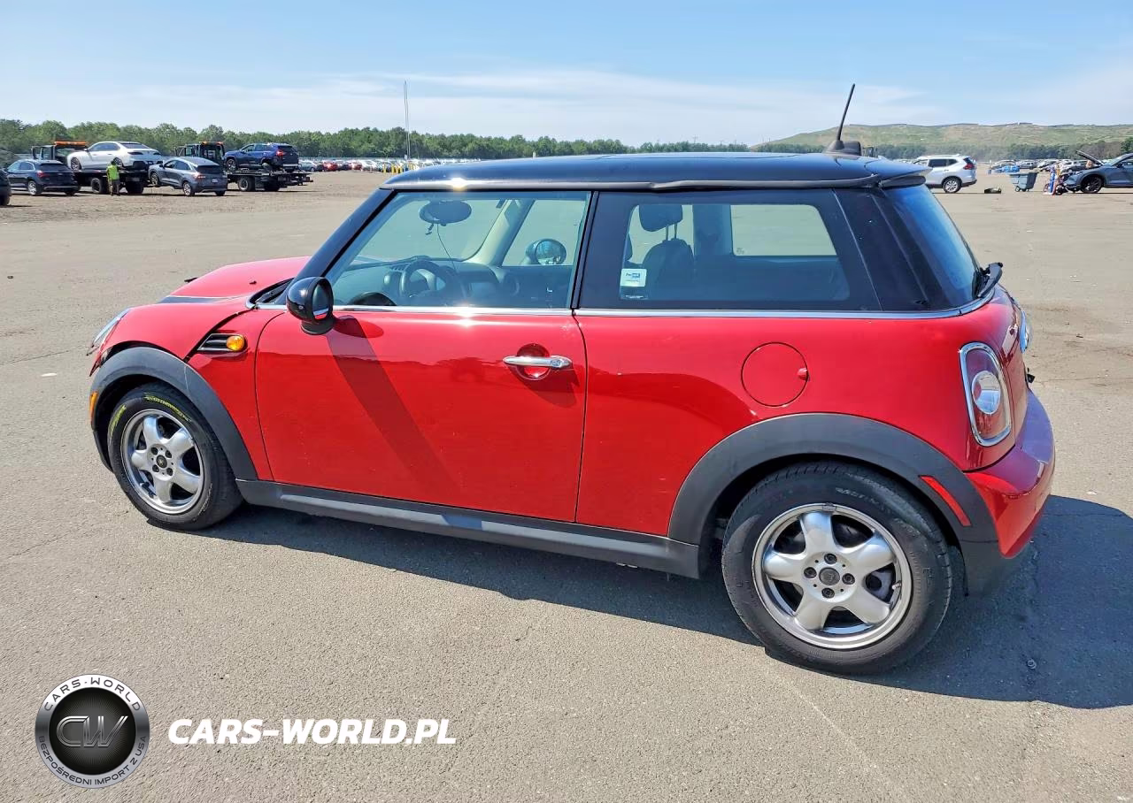 2011 Mini Cooper Base VIN:WMWSU3C51BT183669 - 2