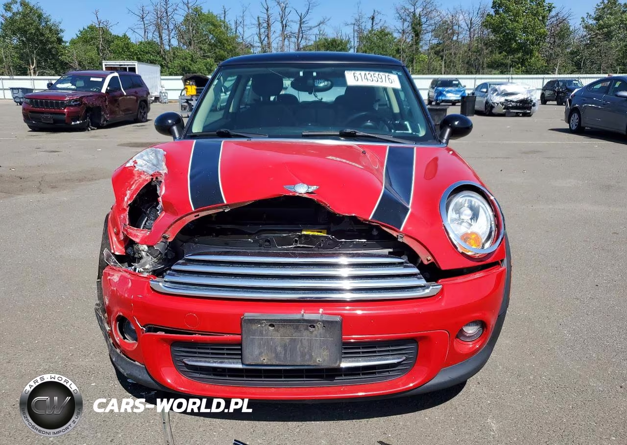 2011 Mini Cooper Base VIN:WMWSU3C51BT183669 - 5
