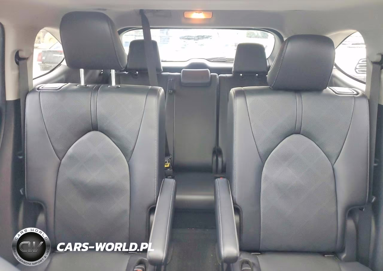 2024 Toyota Highlander Platinum VIN:5TDKDRBH4RS538909 - 10