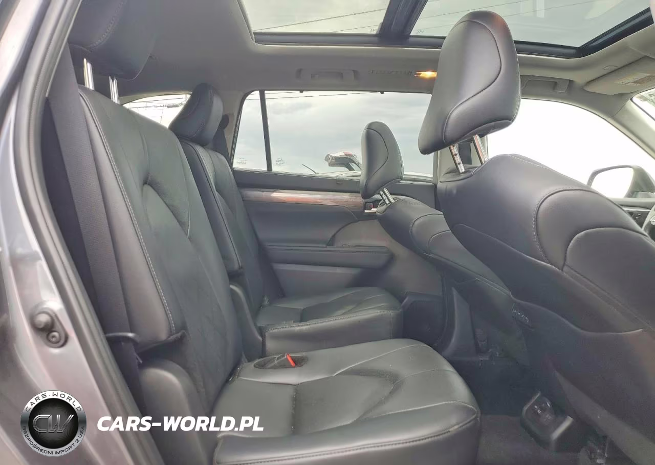 2024 Toyota Highlander Platinum VIN:5TDKDRBH4RS538909 - 11