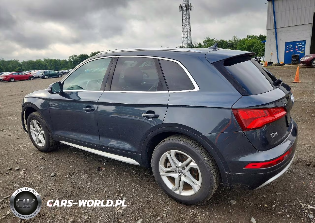 2019 Audi Q5 Premium VIN:WA1ANAFY5K2048684 - 2