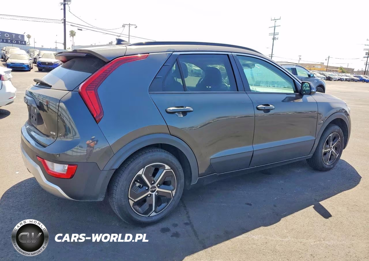2025 Kia Niro Ex VIN:KNDCR3LE1S5218594 - 3