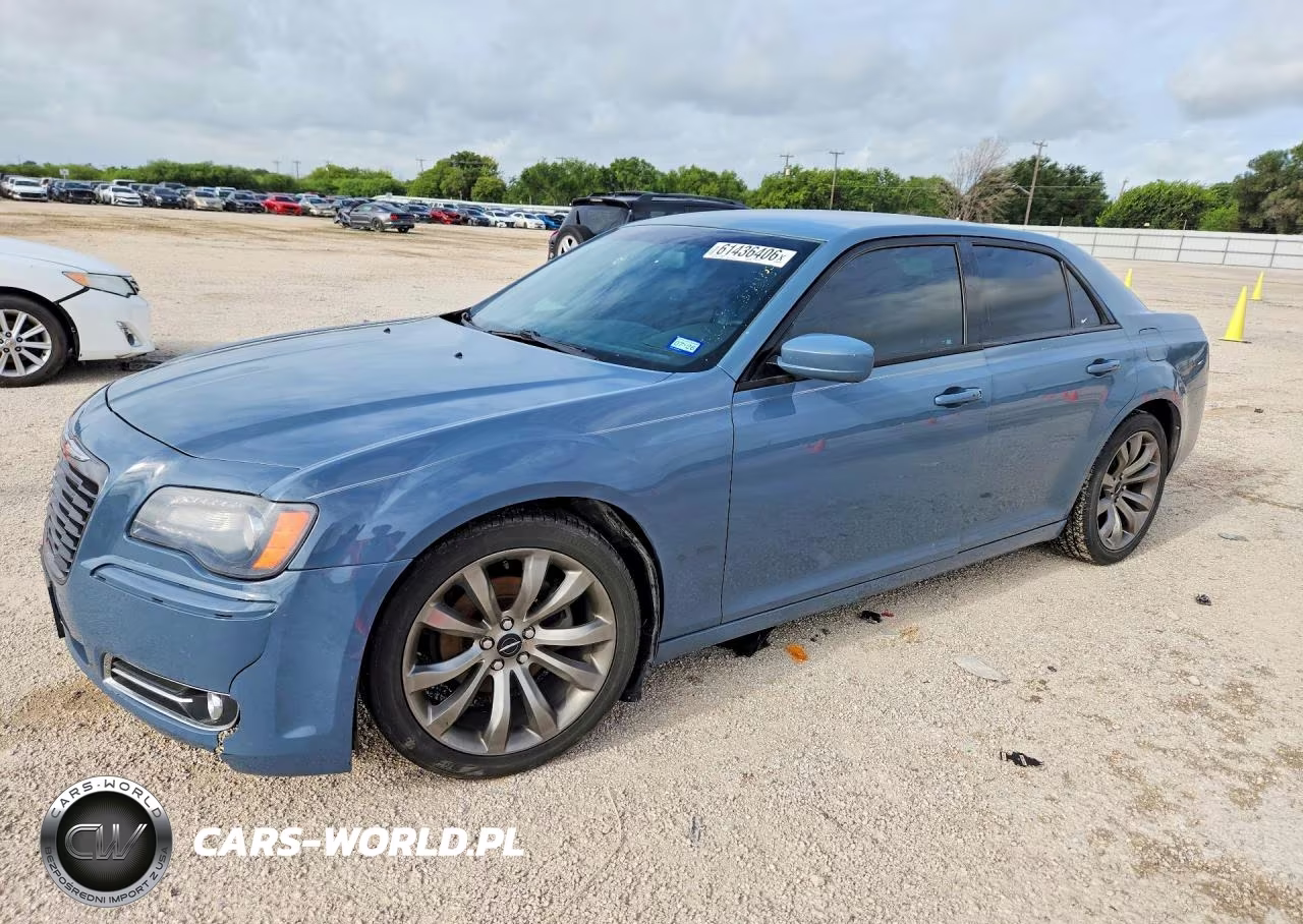 2014 Chrysler 300 S – zdjęcie 1 z 12