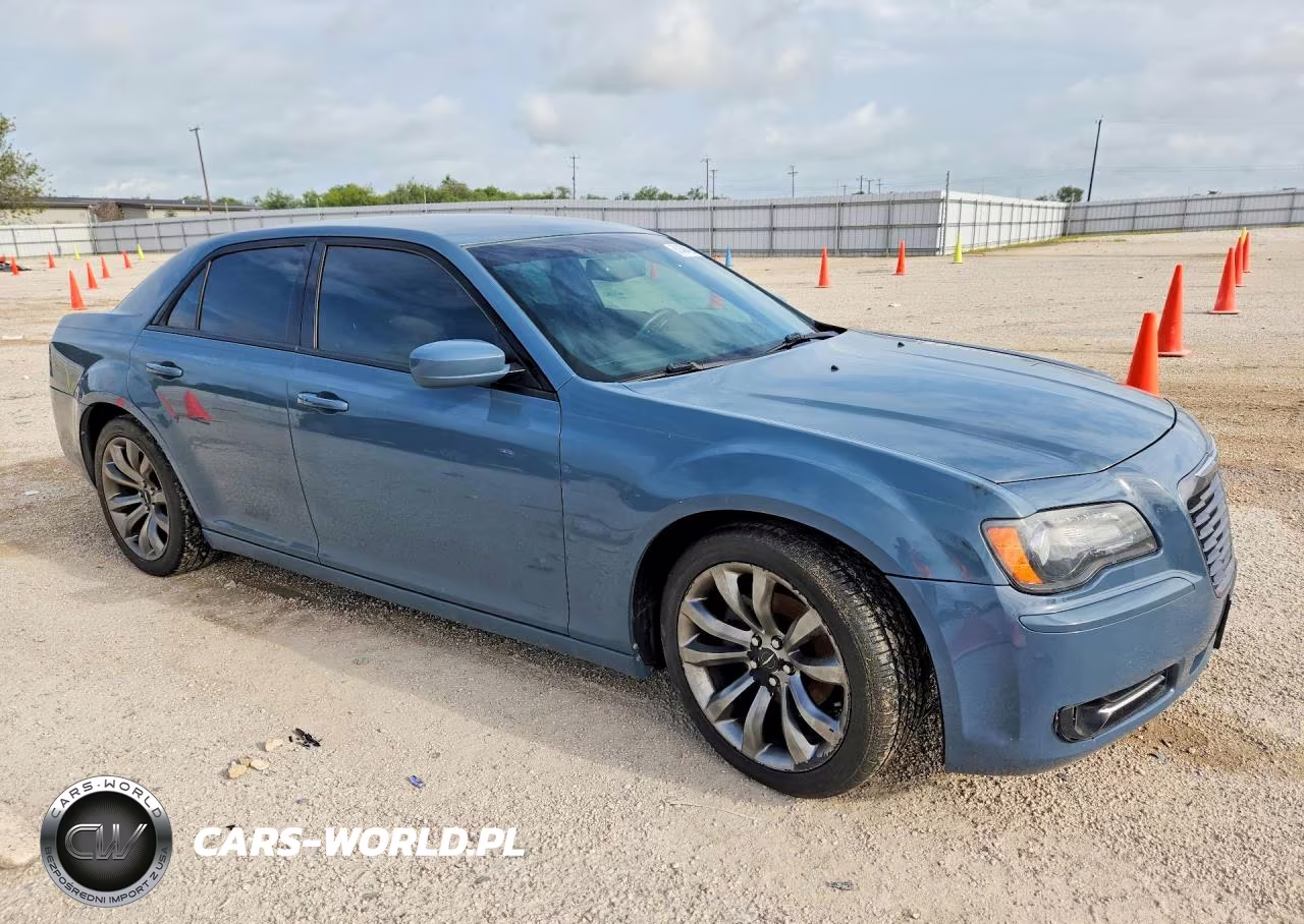 2014 Chrysler 300 S VIN:2C3CCABGXEH297113 - 4