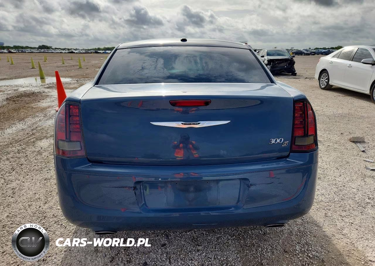 2014 Chrysler 300 S VIN:2C3CCABGXEH297113 - 6