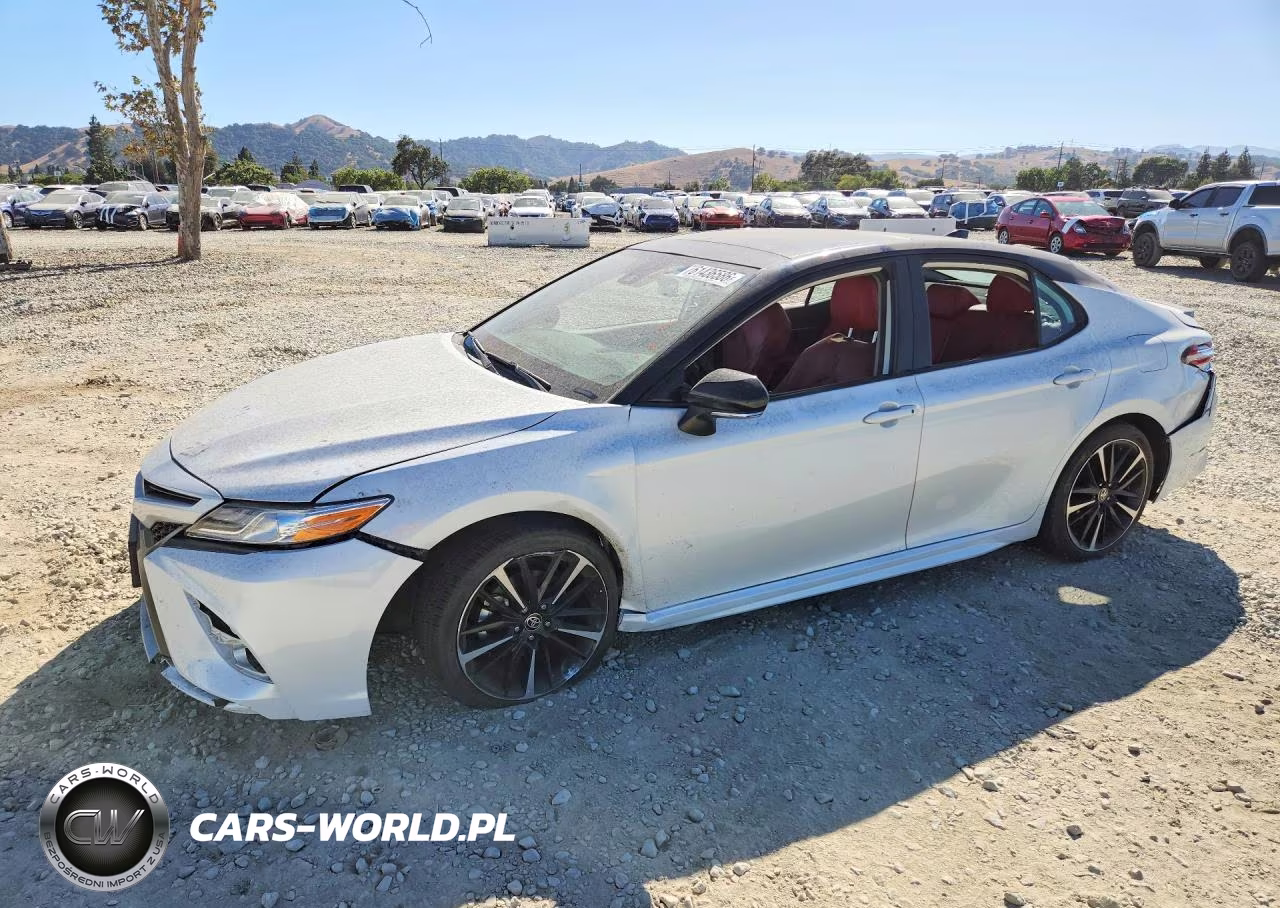 2020 Toyota Camry Xse – zdjęcie 1 z 12