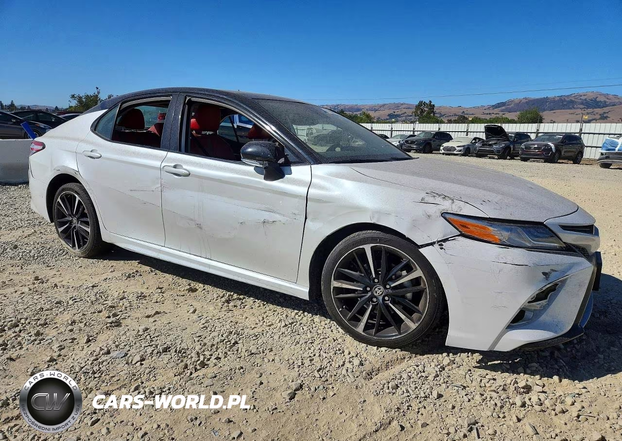 2020 Toyota Camry Xse VIN:4T1K61AK3LU393109 - 4