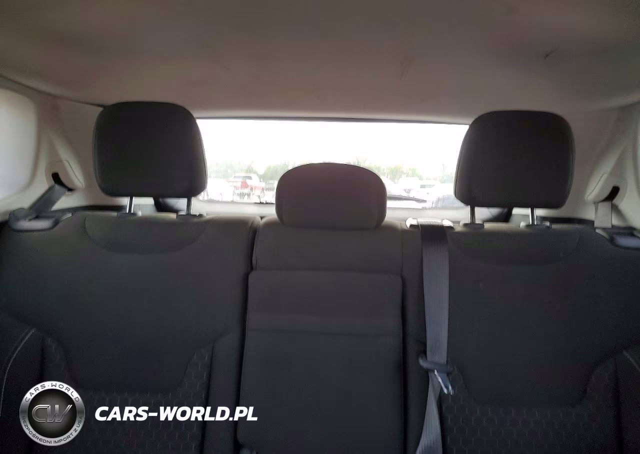 2018 Jeep Compass Sport VIN:3C4NJCAB4JT272205 - 10