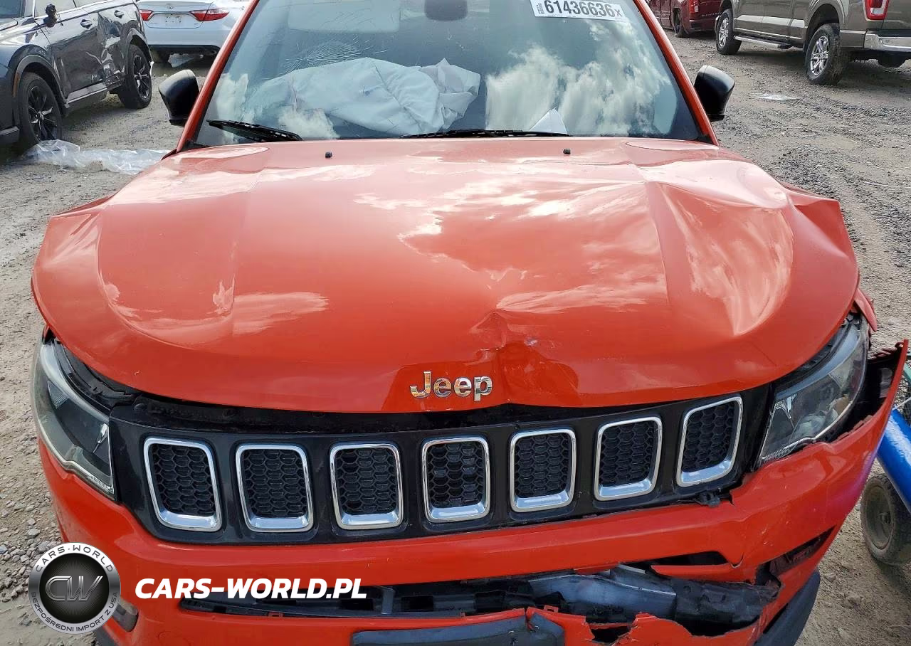 2018 Jeep Compass Sport VIN:3C4NJCAB4JT272205 - 12