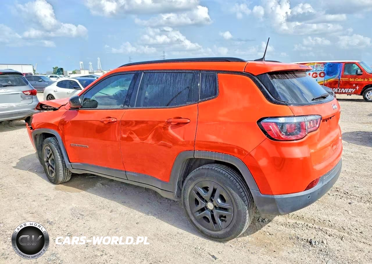 2018 Jeep Compass Sport VIN:3C4NJCAB4JT272205 - 2