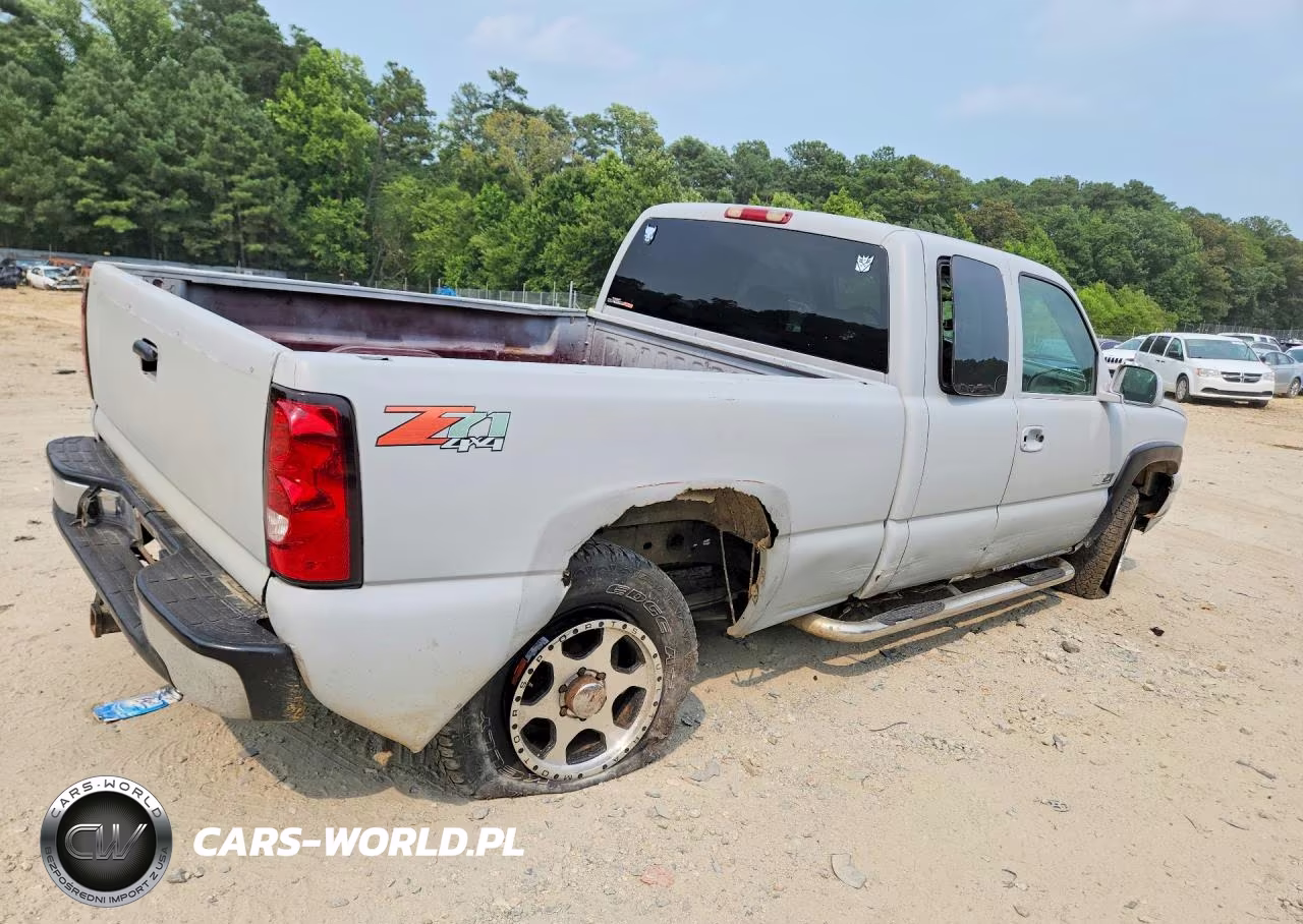 2002 Chevrolet Silverado K1500 VIN:2GCEK19T221299498 - 3