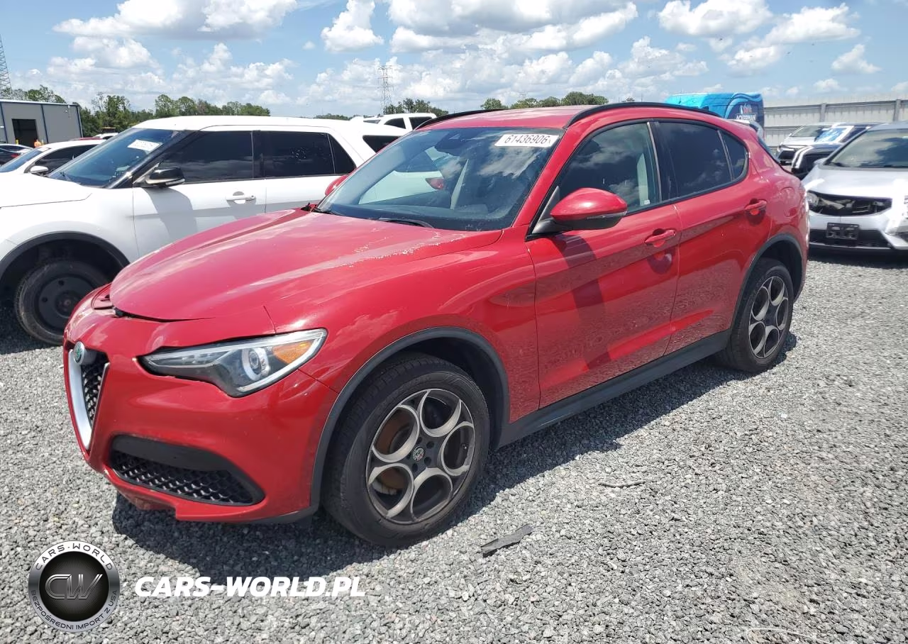 2018 Alfa Romeo Stelvio Sport