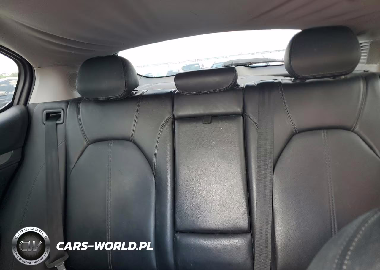 2018 Alfa Romeo Stelvio Sport VIN:ZASFAKPN1J7B68394 - 10