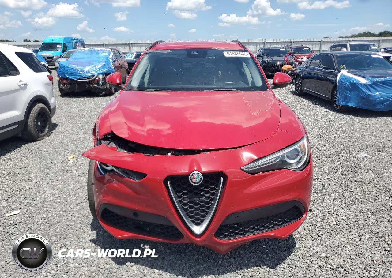 2018 Alfa Romeo Stelvio Sport VIN:ZASFAKPN1J7B68394 - 5