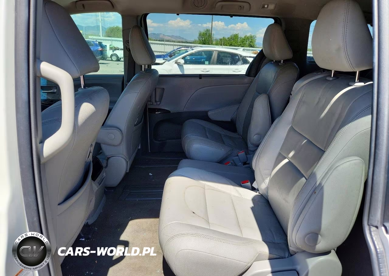 2016 Toyota Sienna Xle 8-Passenger VIN:5TDYK3DC8GS747565 - 11