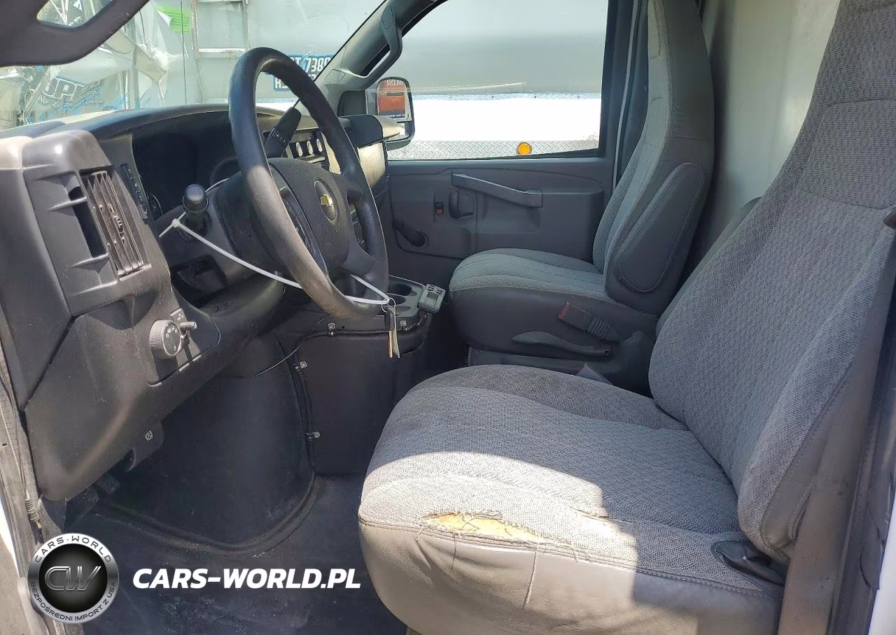 2017 Chevrolet Express G3500 VIN:1GB0GRFF0H1336334 - 7