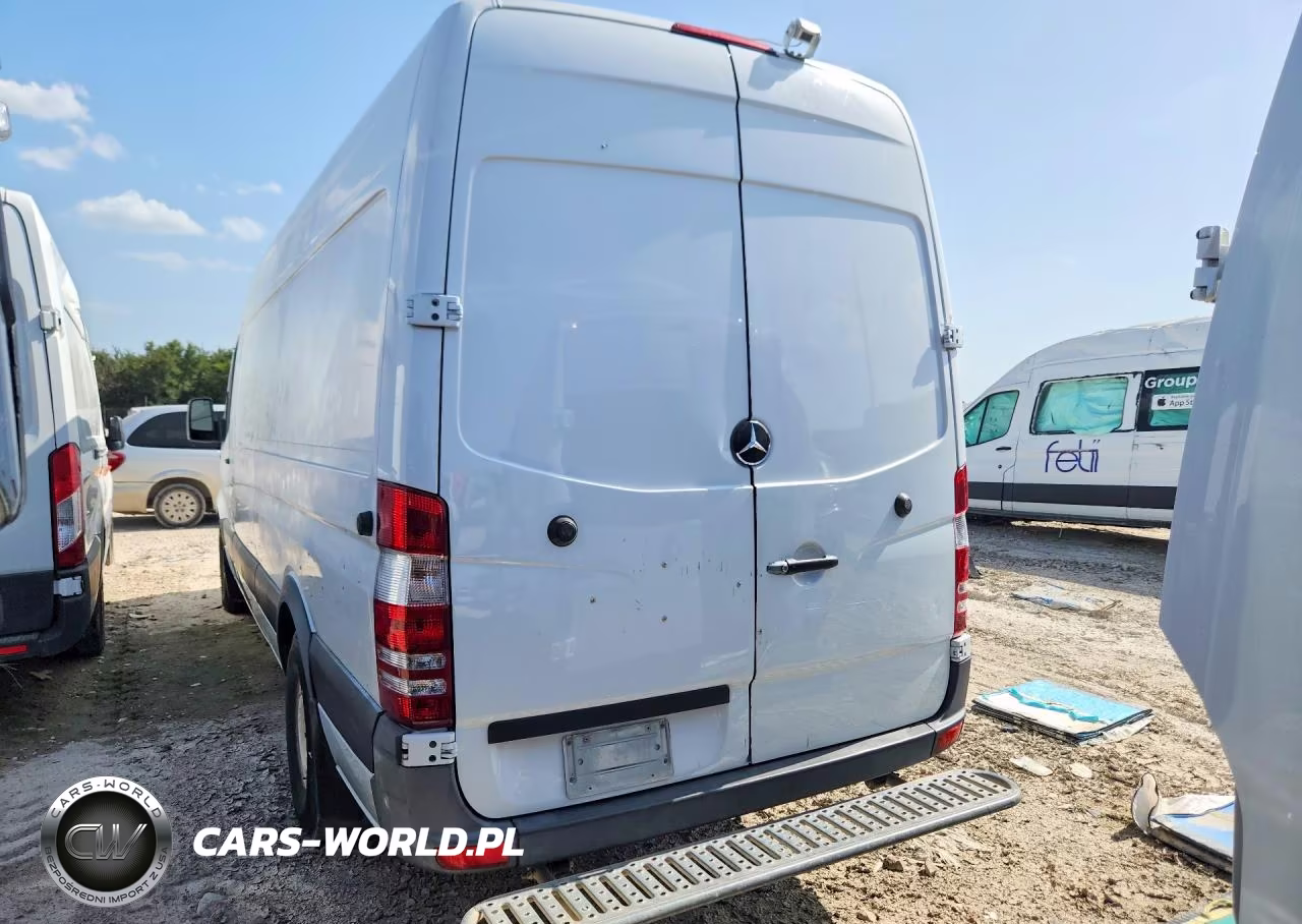 2014 Mercedes-Benz Sprinter 2500 Delivery Van VIN:WD3PE8DE9E5898655 - 2