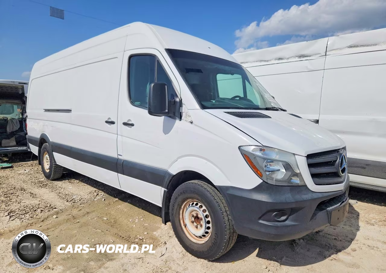 2014 Mercedes-Benz Sprinter 2500 Delivery Van VIN:WD3PE8DE9E5898655 - 4