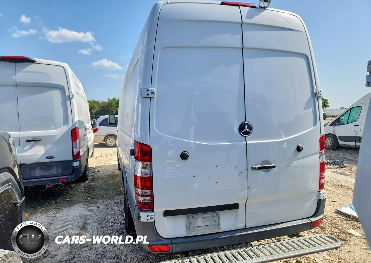 2014 Mercedes-Benz Sprinter 2500 Delivery Van VIN:WD3PE8DE9E5898655 - 6