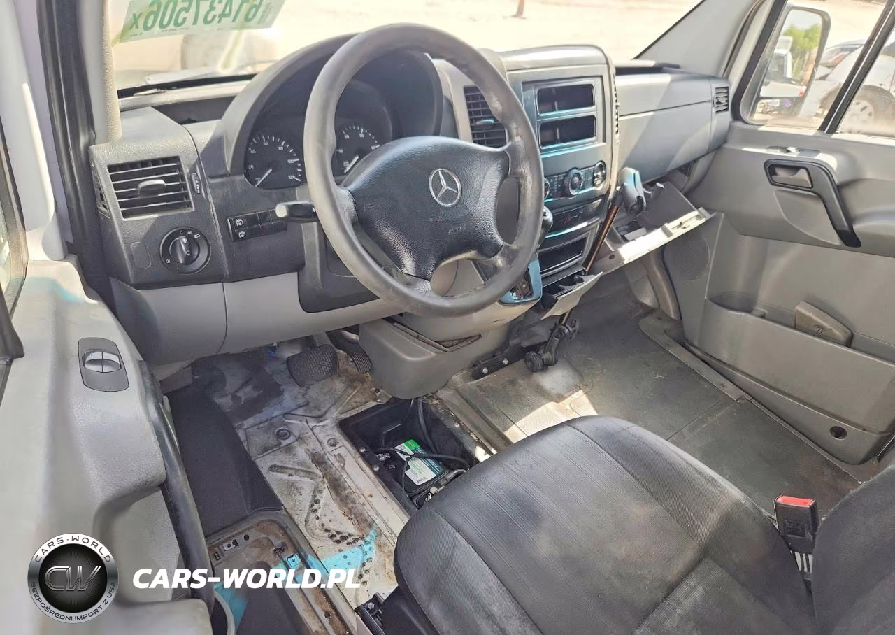 2014 Mercedes-Benz Sprinter 2500 Delivery Van VIN:WD3PE8DE9E5898655 - 8