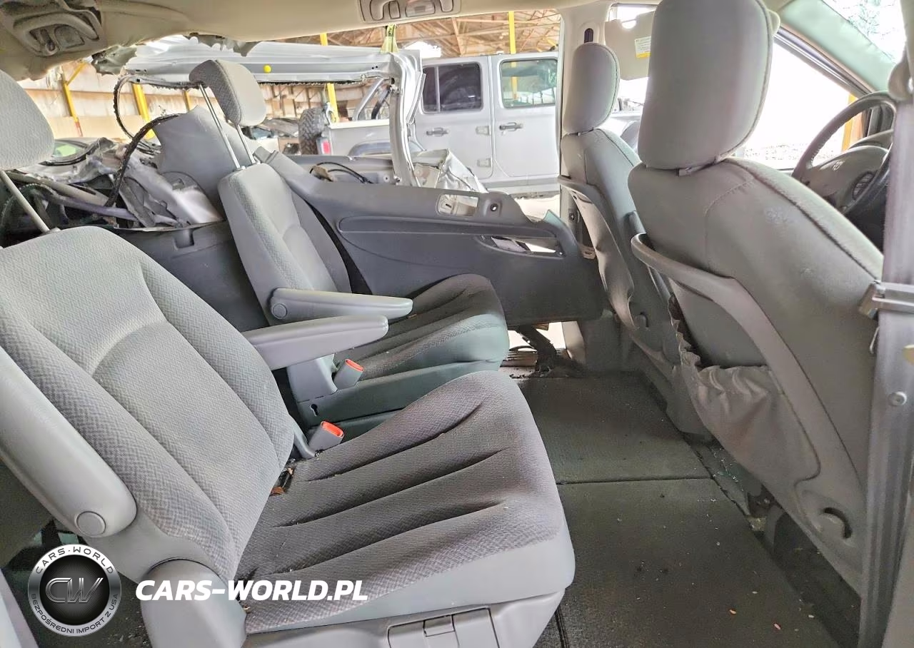 2005 Dodge Grand Caravan Sxt VIN:2D4GP44LX5R392796 - 11