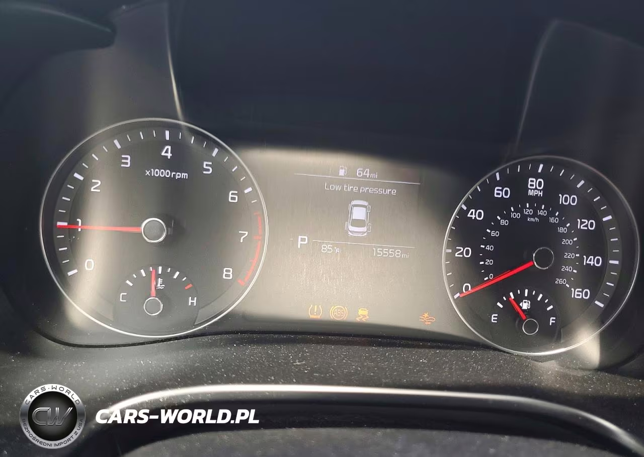 2019 Kia Forte Lxs VIN:3KPF24AD7KE007549 - 9