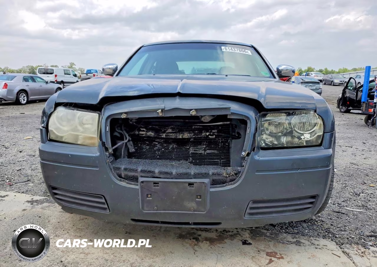 2007 Chrysler 300 VIN:2C3KA43R97H701797 - 5