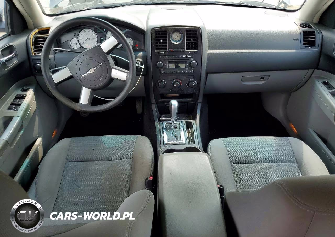 2007 Chrysler 300 VIN:2C3KA43R97H701797 - 8