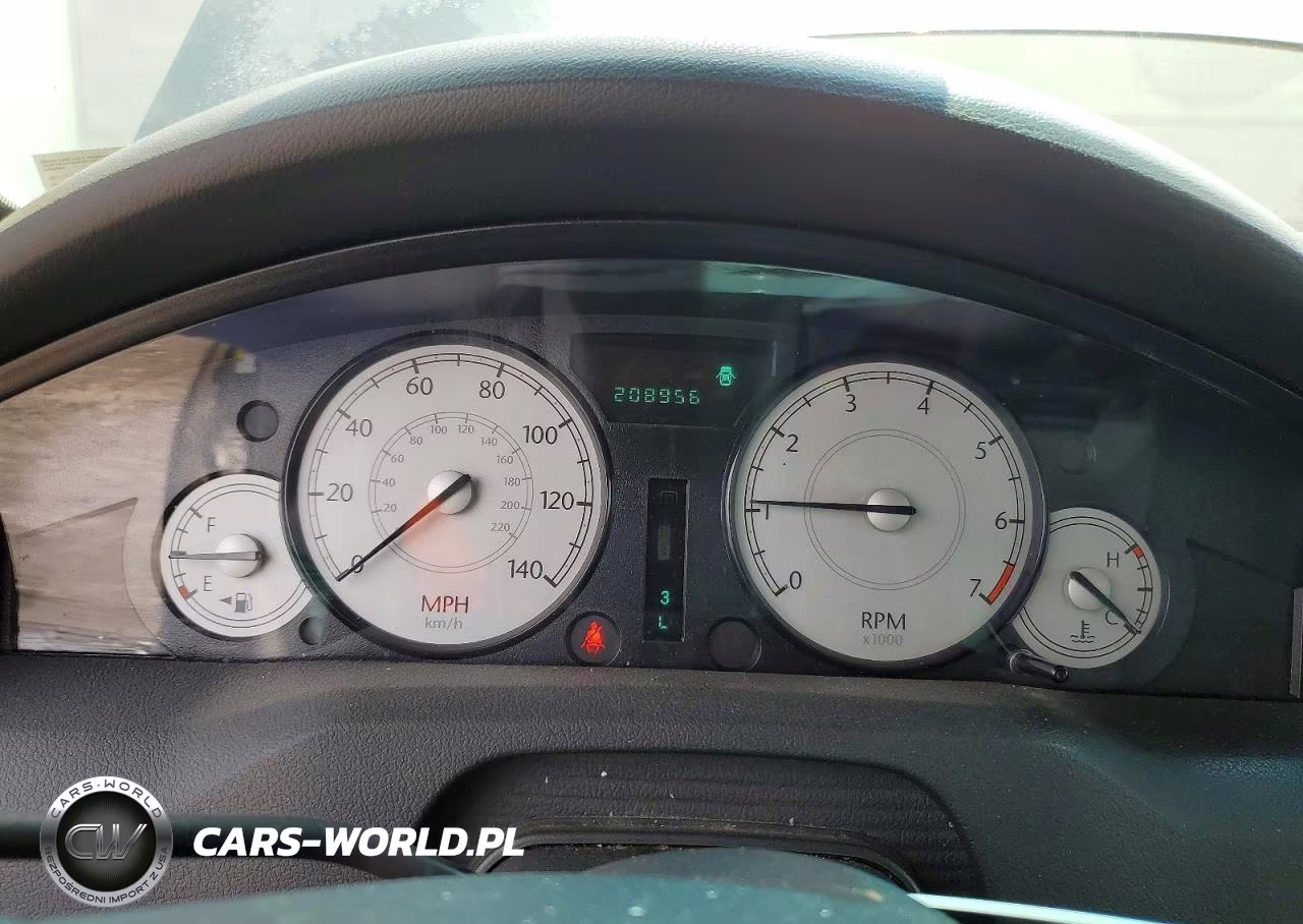 2007 Chrysler 300 VIN:2C3KA43R97H701797 - 9