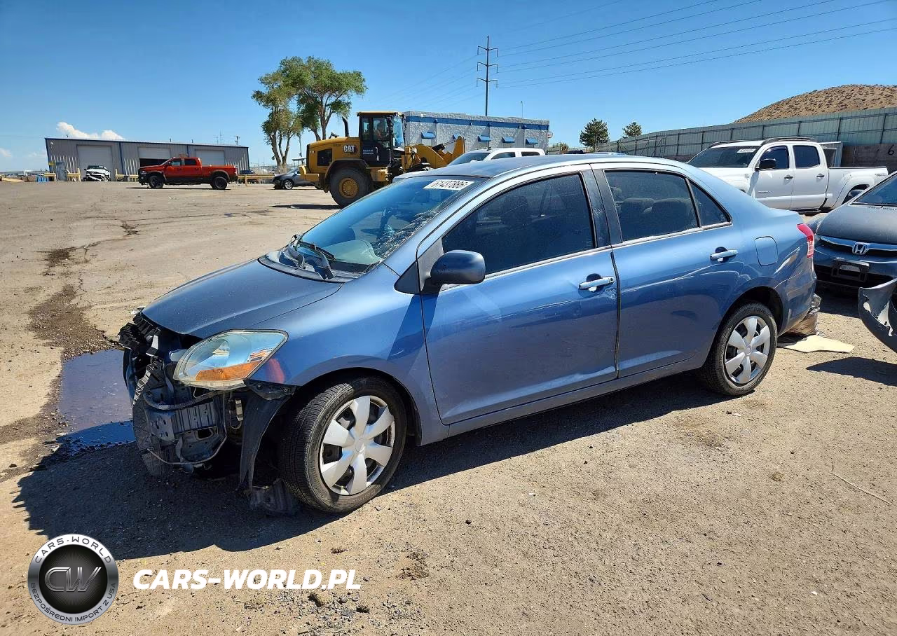 2009 Toyota Yaris Base – zdjęcie 1 z 13