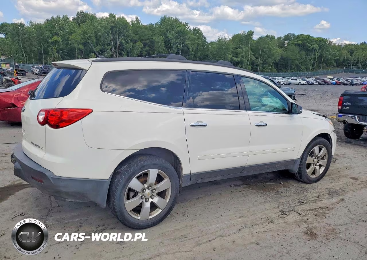2012 Chevrolet Traverse Lt VIN:1GNKVGEDXCJ195240 - 3