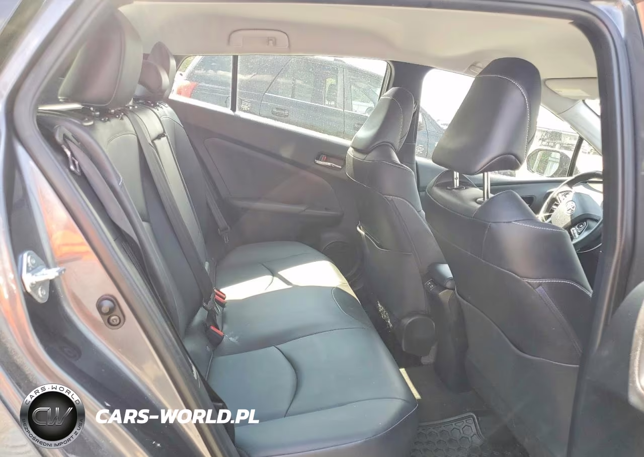 2020 Toyota Prius Prime Le VIN:JTDKARFP2L3120447 - 11