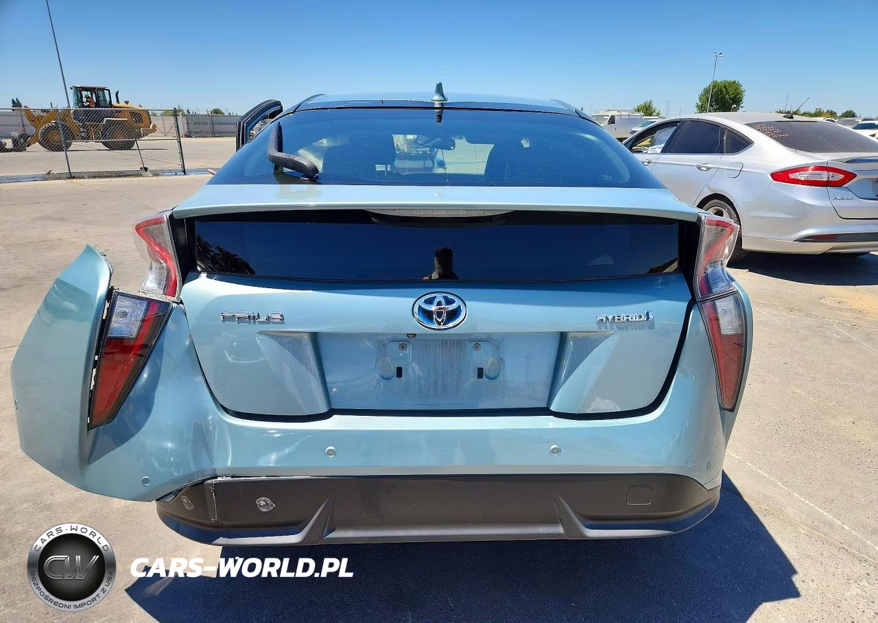 2017 Toyota Prius Four Touring VIN:JTDKARFU6H3049251 - 6