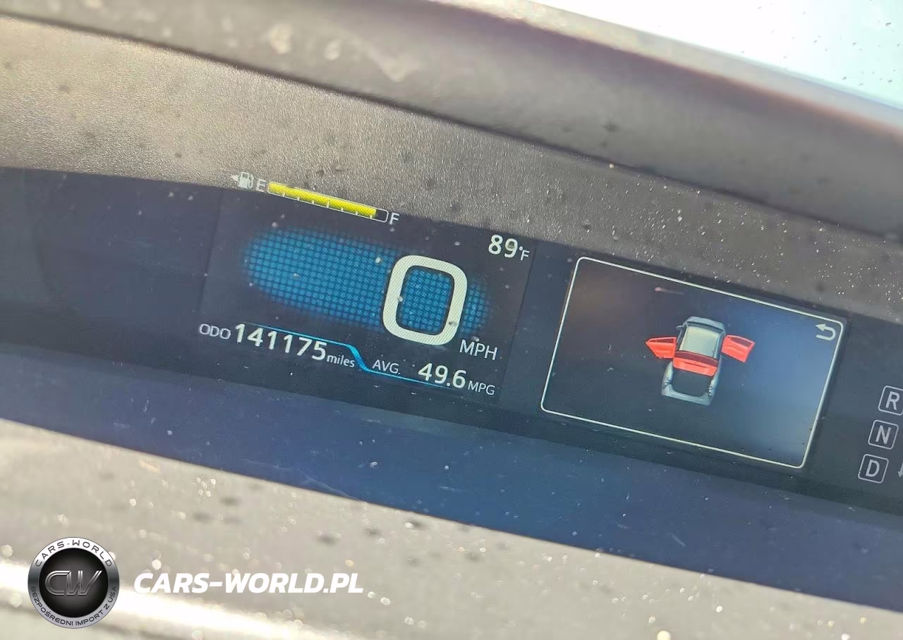 2017 Toyota Prius Four Touring VIN:JTDKARFU6H3049251 - 9