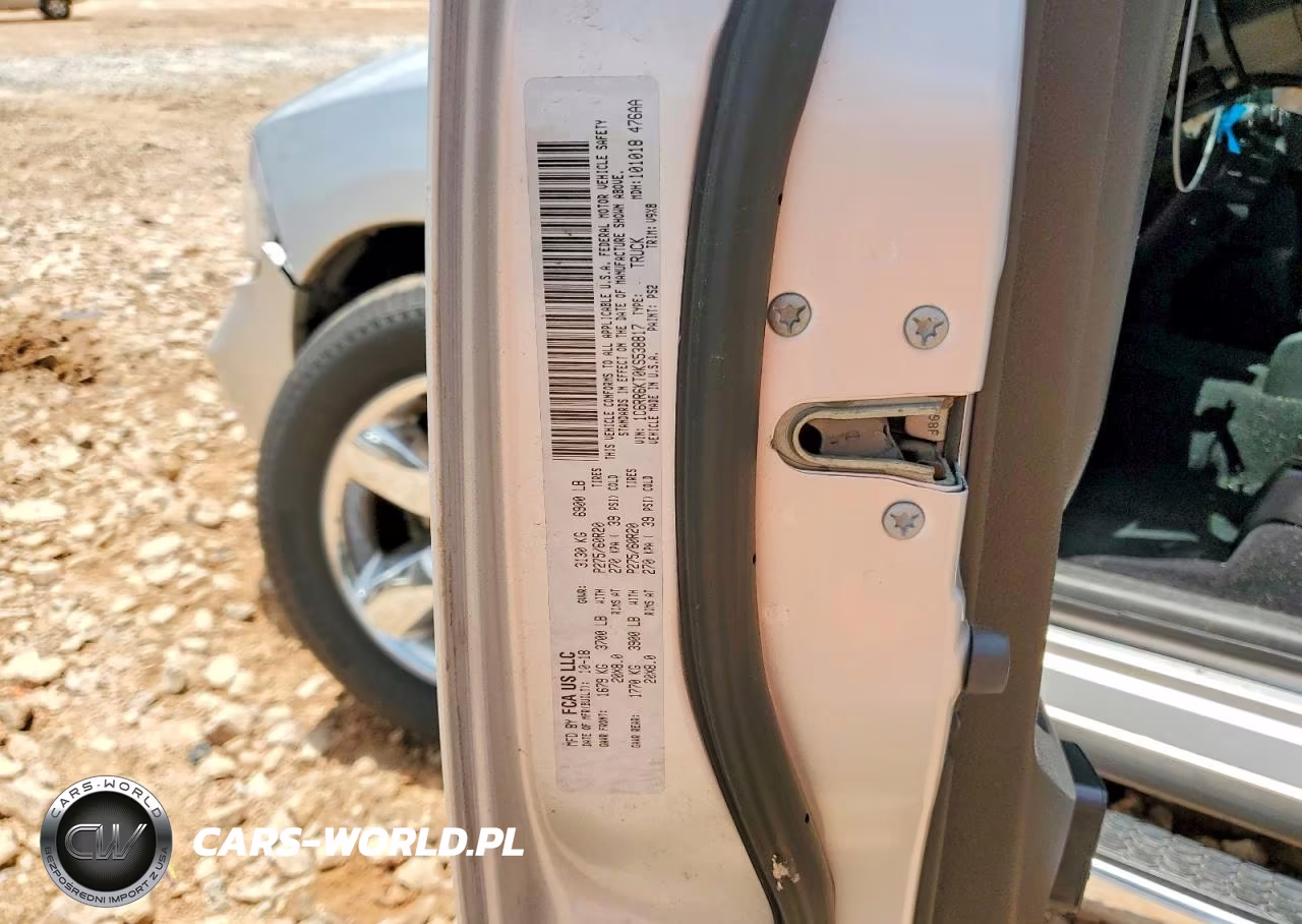 2019 Ram 1500 Classic Tradesman VIN:1C6RR6KT0KS538817 - 12