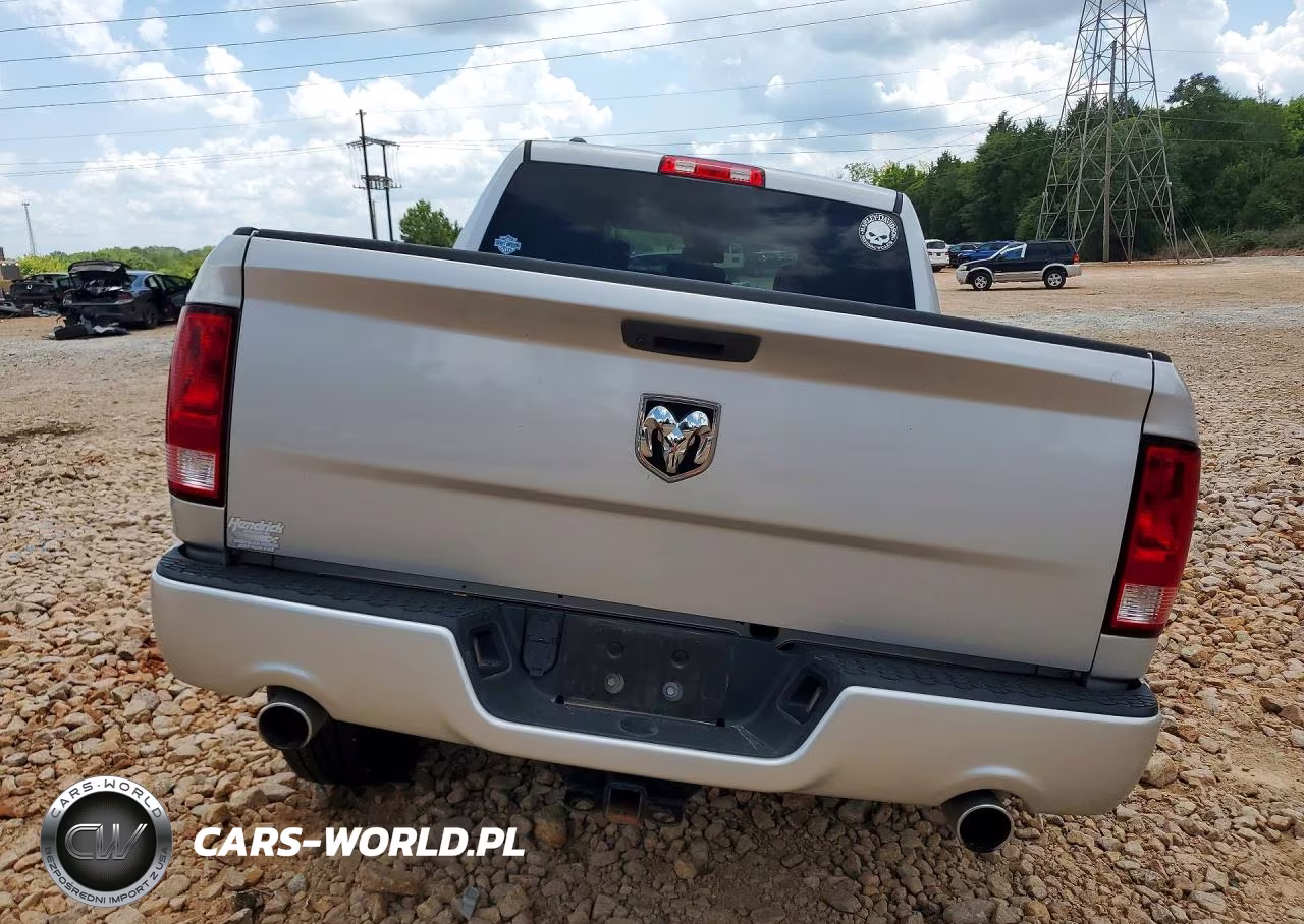 2019 Ram 1500 Classic Tradesman VIN:1C6RR6KT0KS538817 - 6